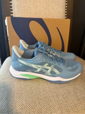 Asics Women’s Blue Running Sneakers with Mint Details